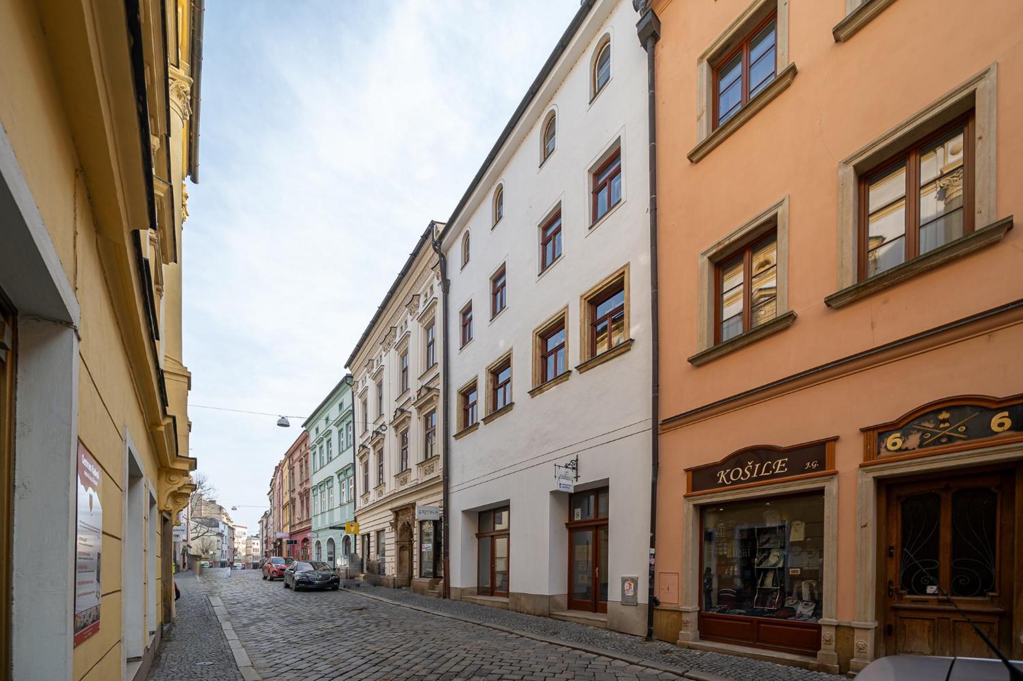 Central Apartment Оломоуц Екстер'єр фото